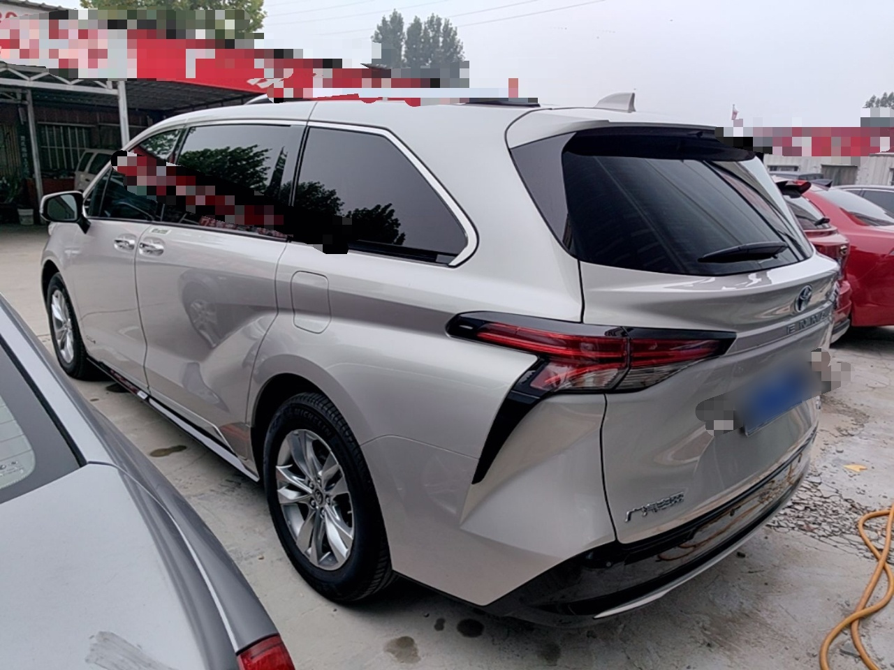 Sienna 2021 2.5L Hybrid Platinum photo 4