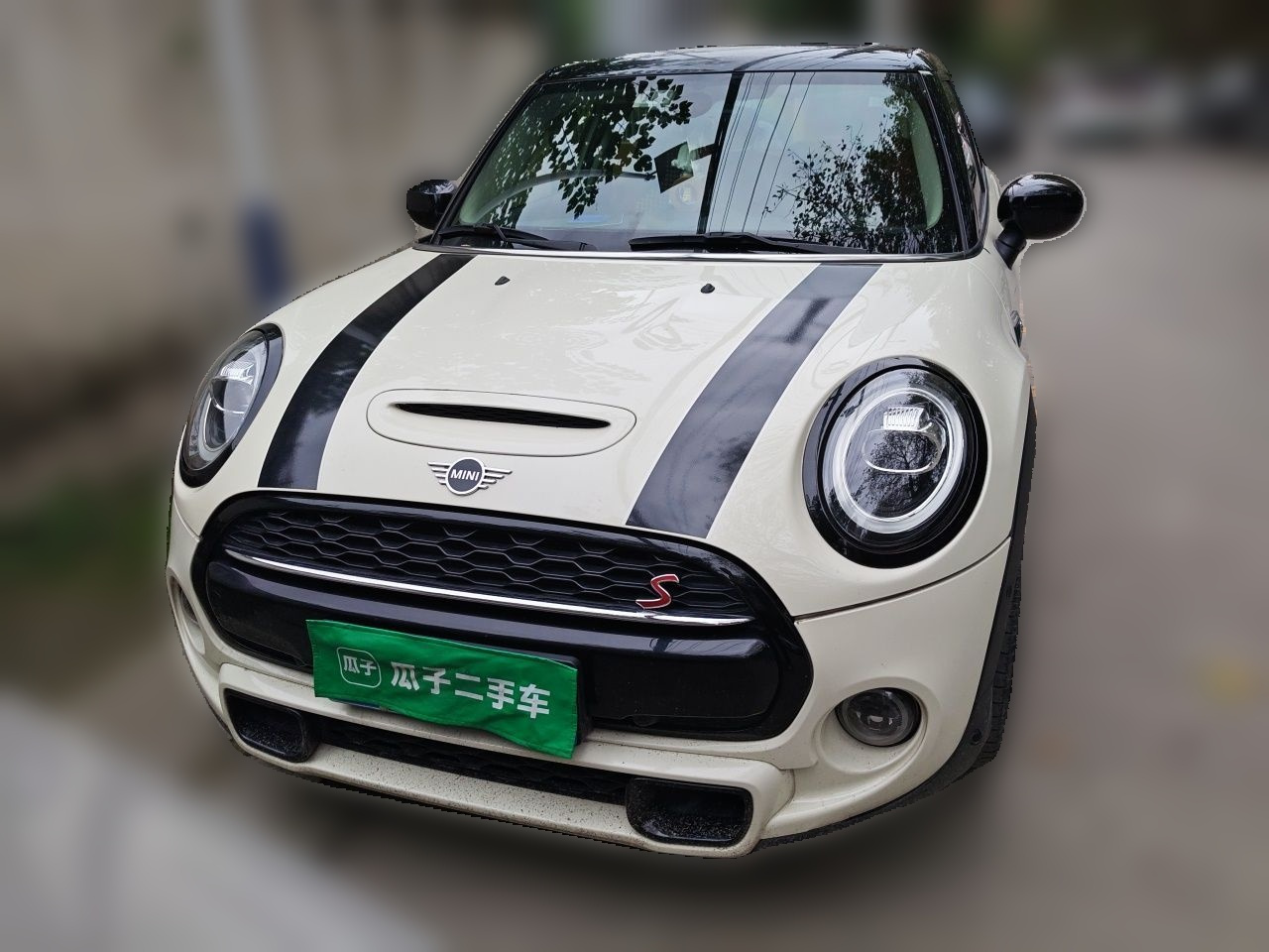 2019 2.0T COOPER S 5-Door photo 2