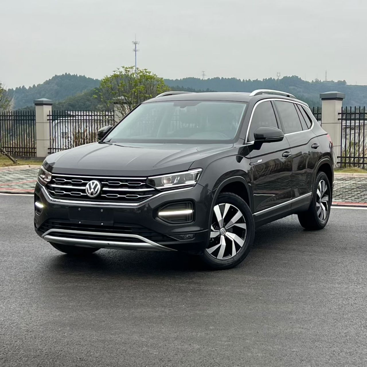 Tayron 2020 280TSI RWD Luxury Connected