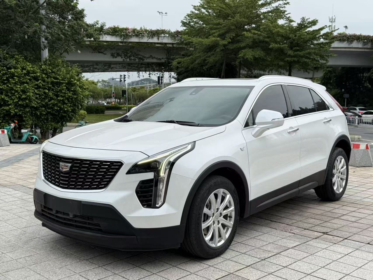 XT4 2022 28T RWD