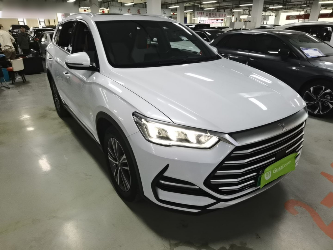 Song Pro EV 2022 DM-i 51km Premium photo 3