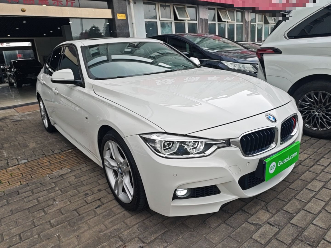 3 Series 2019 320i M Sport Package photo 3