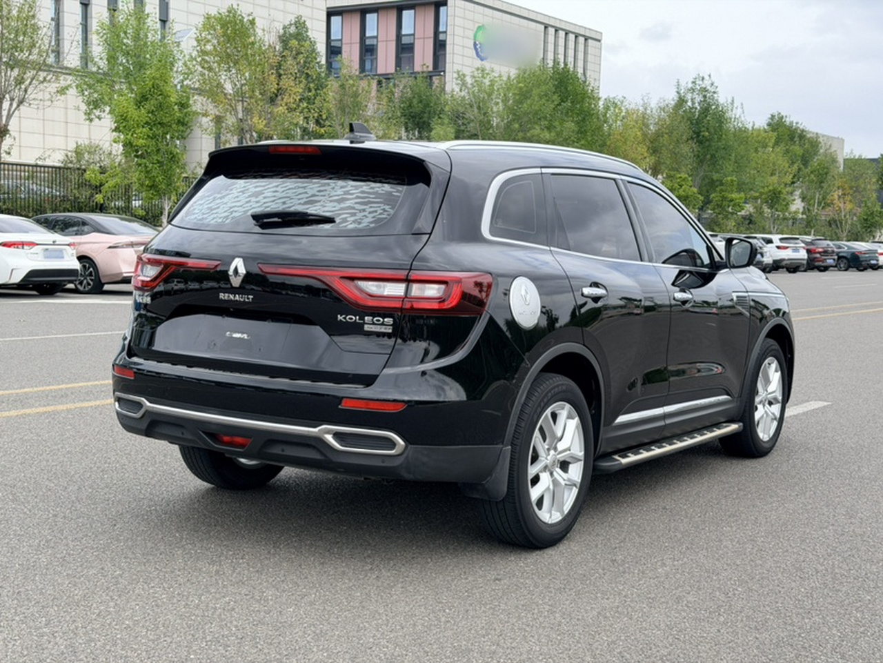 2018 2.5L RWD Premium photo 3
