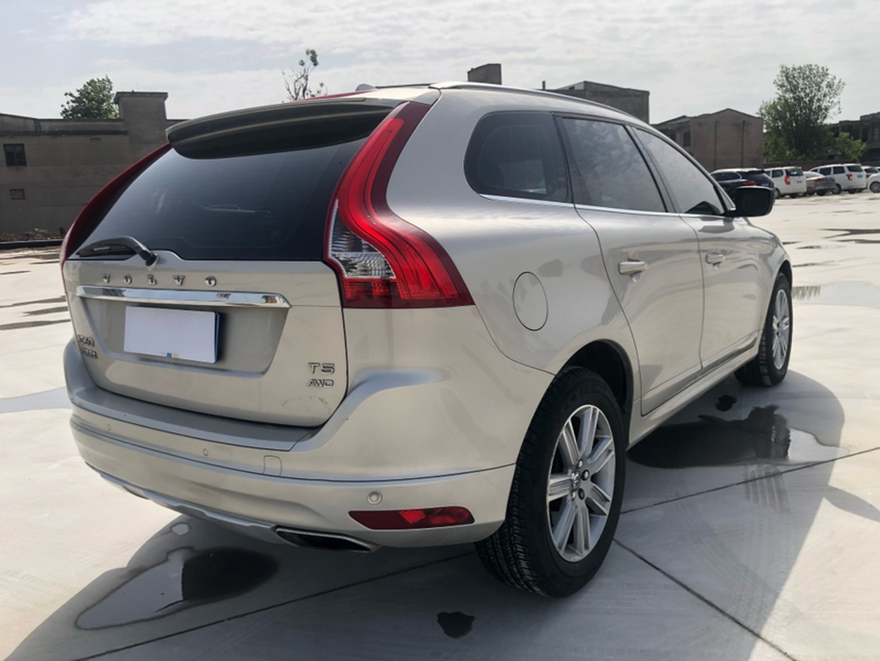 XC60 2017 T5 AWD Upgraded photo 2