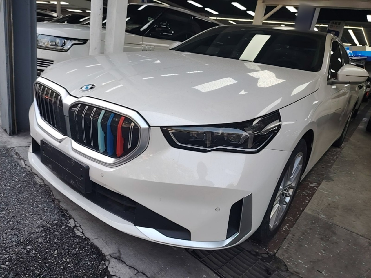 5 Series 2024 525Li Luxury