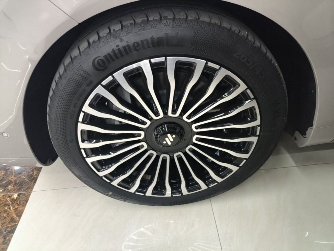 IM Motors LS8 2026 66 Ultra Tech Flagship 5-Seater photo 2