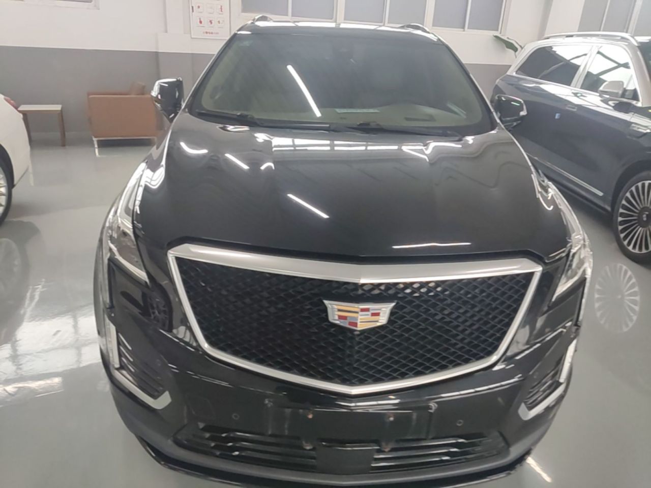 XT5 2020 28T AWD Platinum Sport photo 2