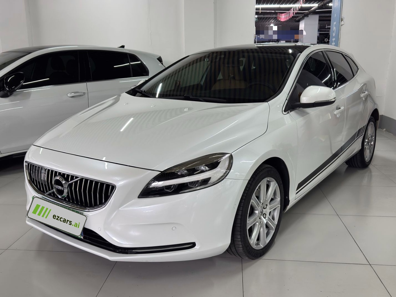 V40 2017 T4