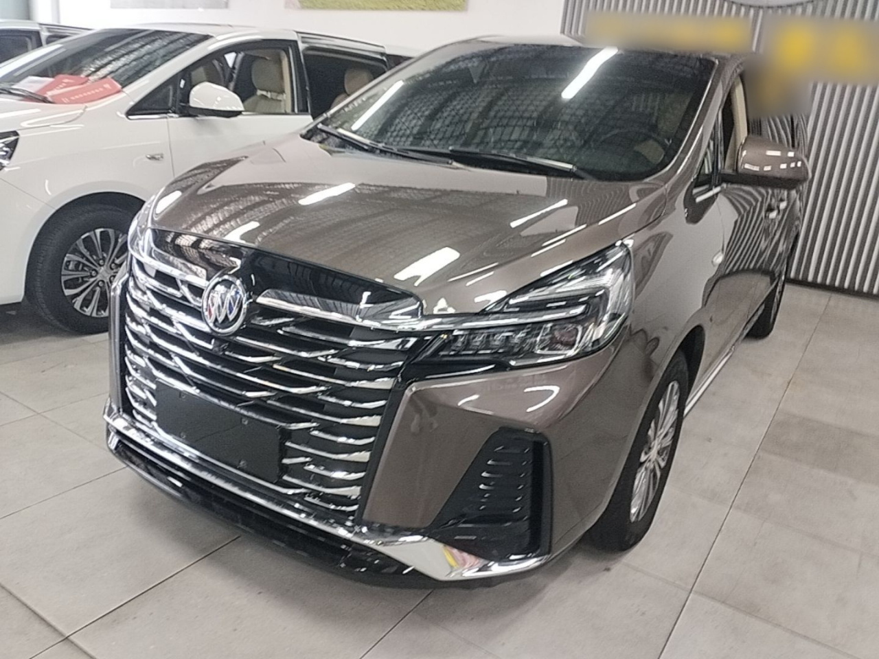 GL8 2023 Facelift Luxury