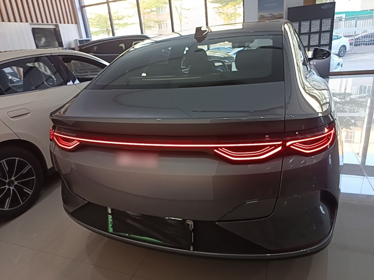 Qin L 2025 EV 545KM Excellence photo 5