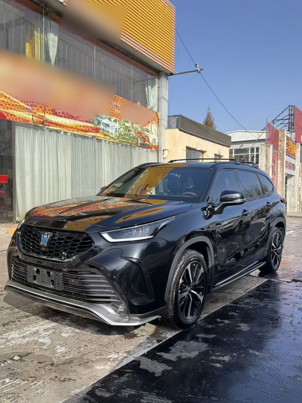 Crown 2023 2.5L HEV AWD Premium