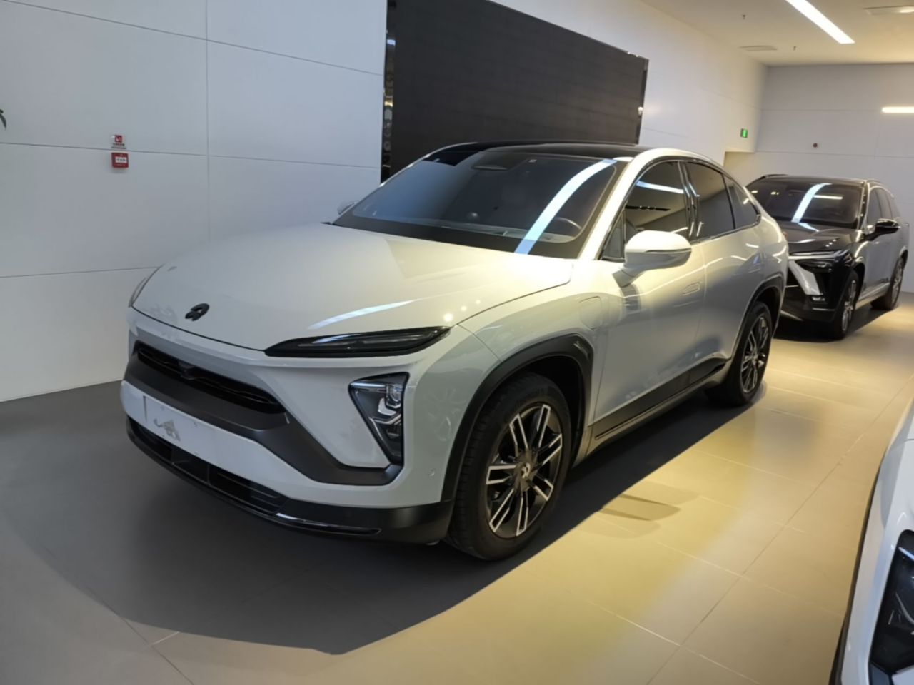 EC6 2020 605KM Sport
