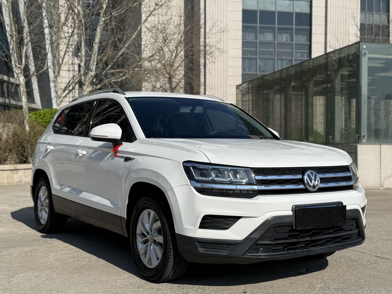 Tharu 2020 280TSI RWD China VI photo 3