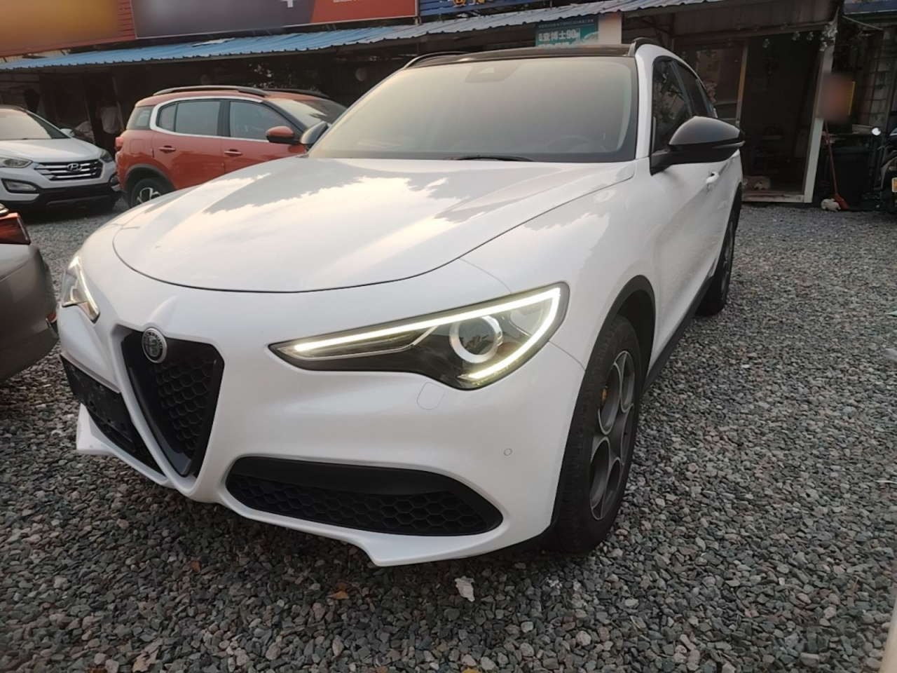 Alfa Romeo Stelvio 2020 2.0T 280HP Luxury