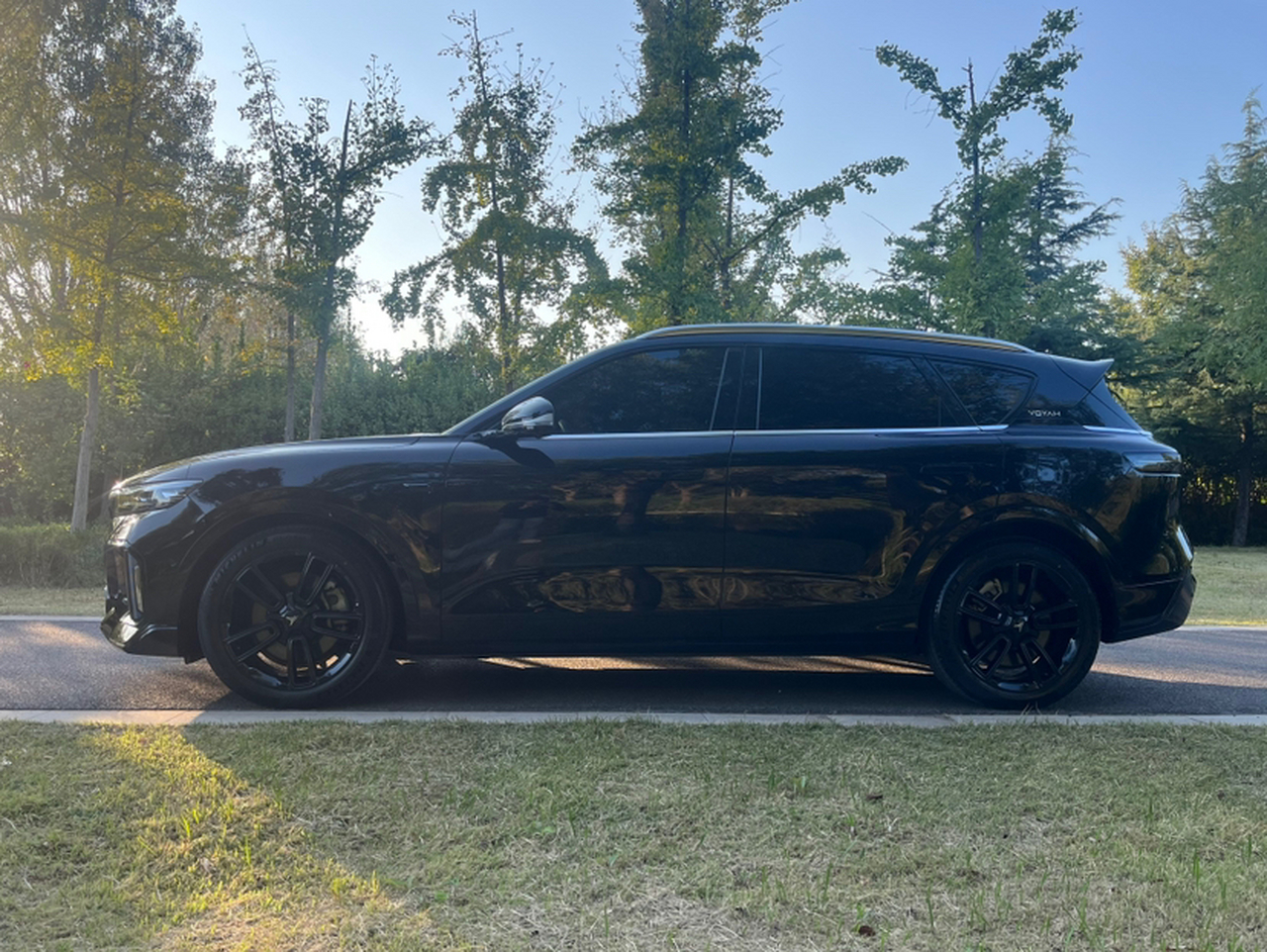 Voyah FREE 2024 Extended Range ADAS photo 2
