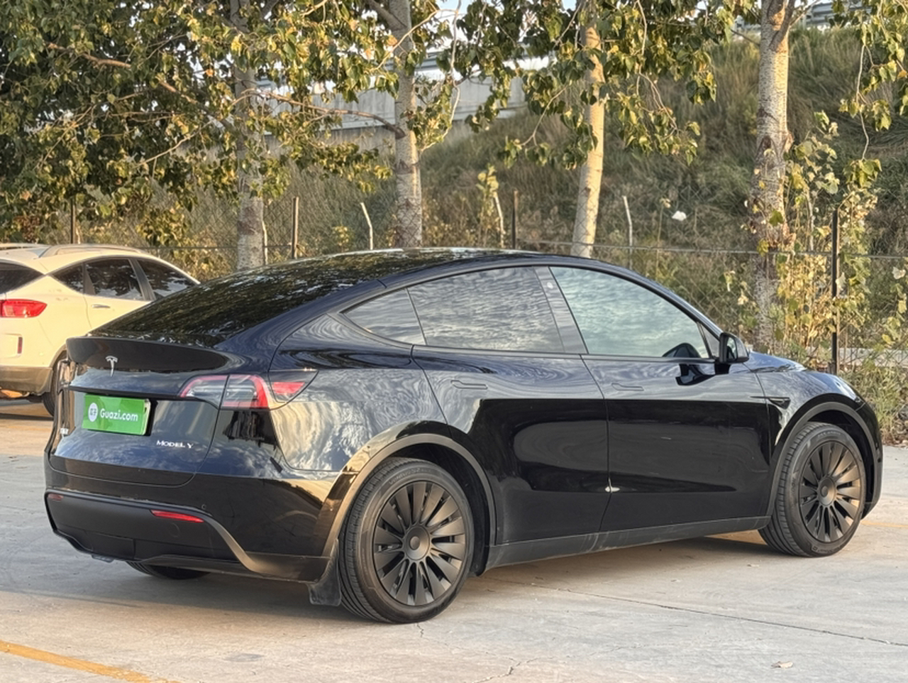 Model Y 2022 Facelift RWD photo 4