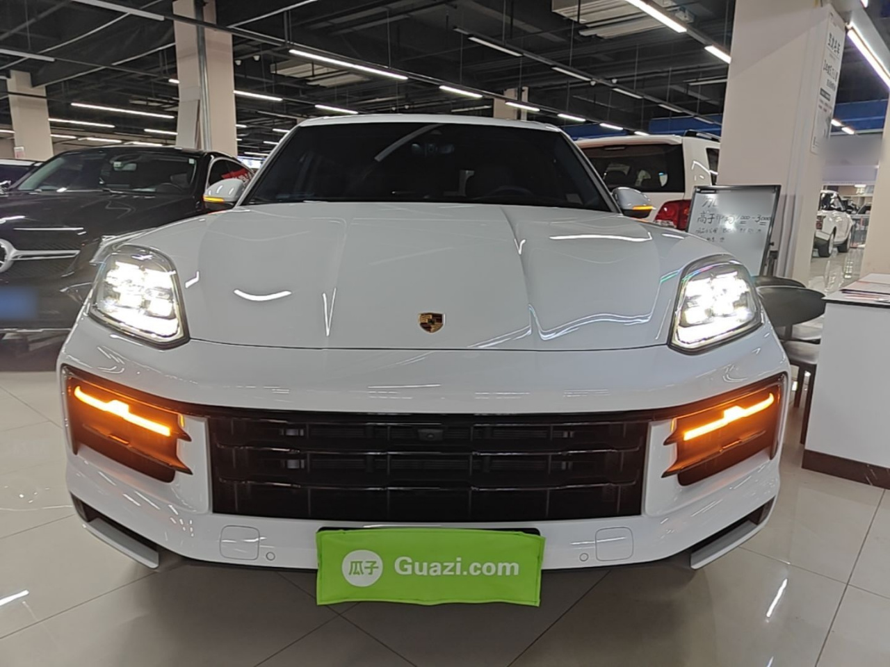 2025 Cayenne 3.0T photo 2