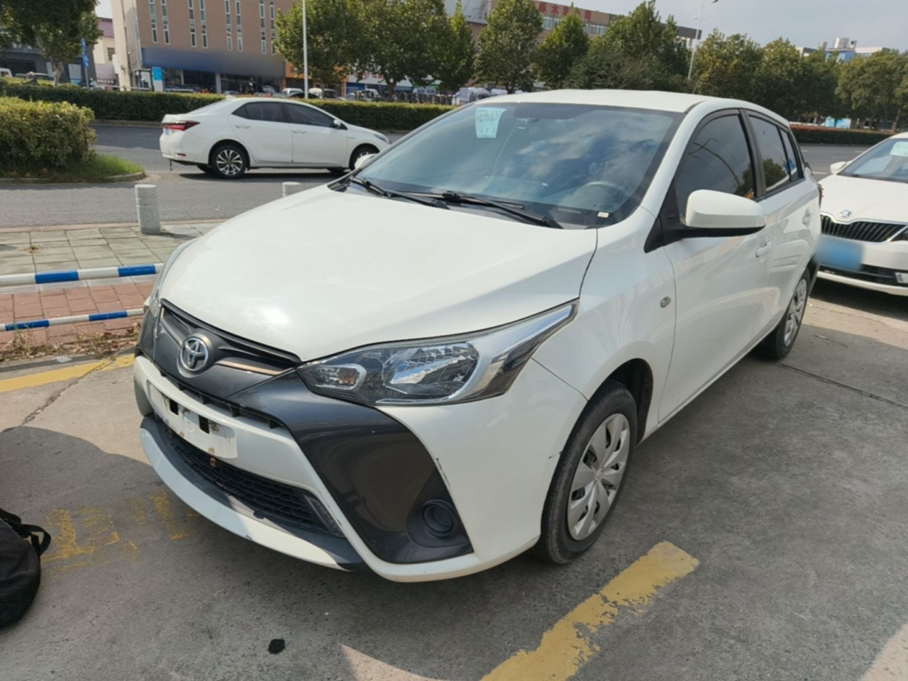 YARiS L 2021 1.5L CVT Leading