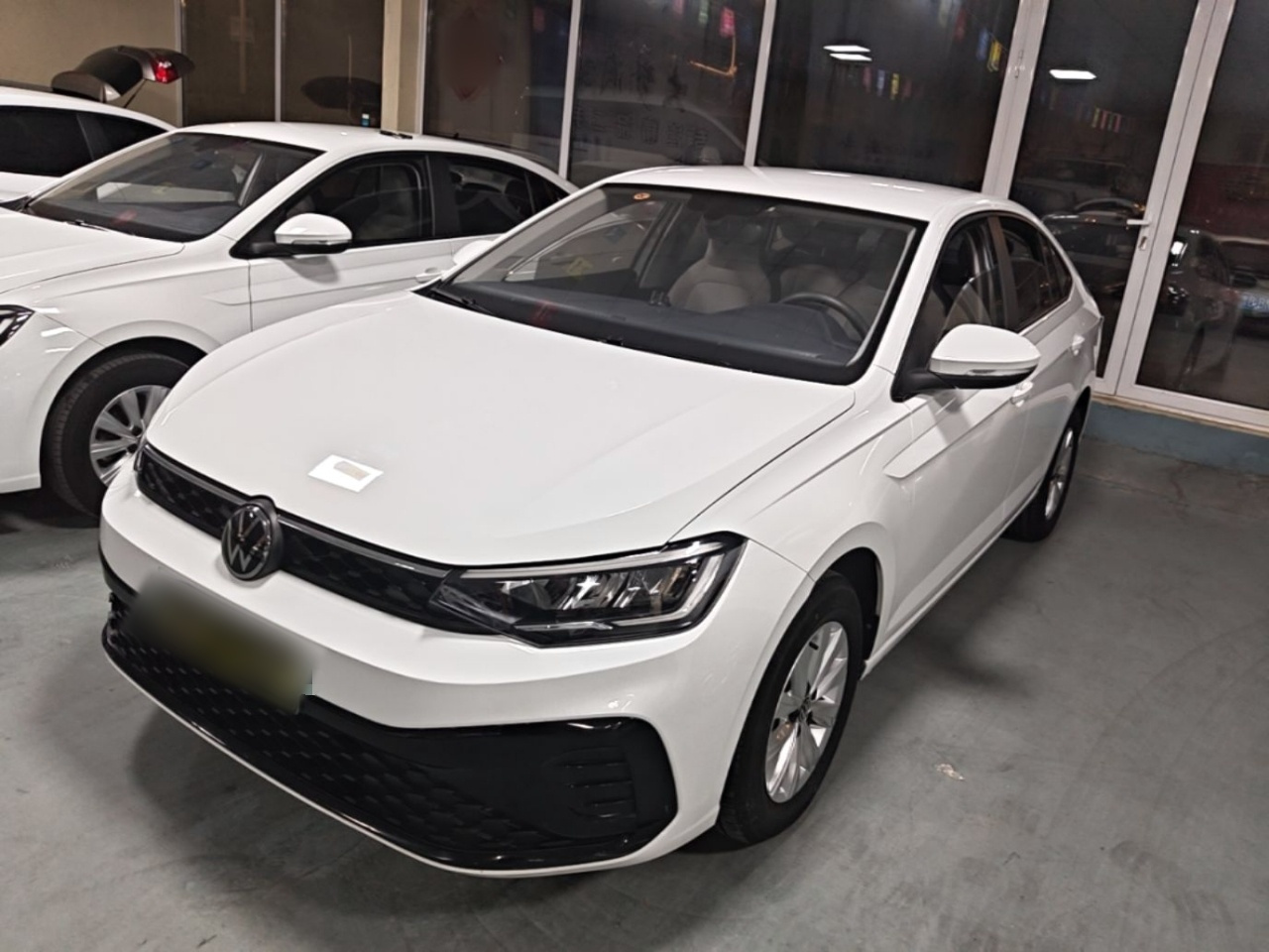 Lavida 2023 1.5L AT