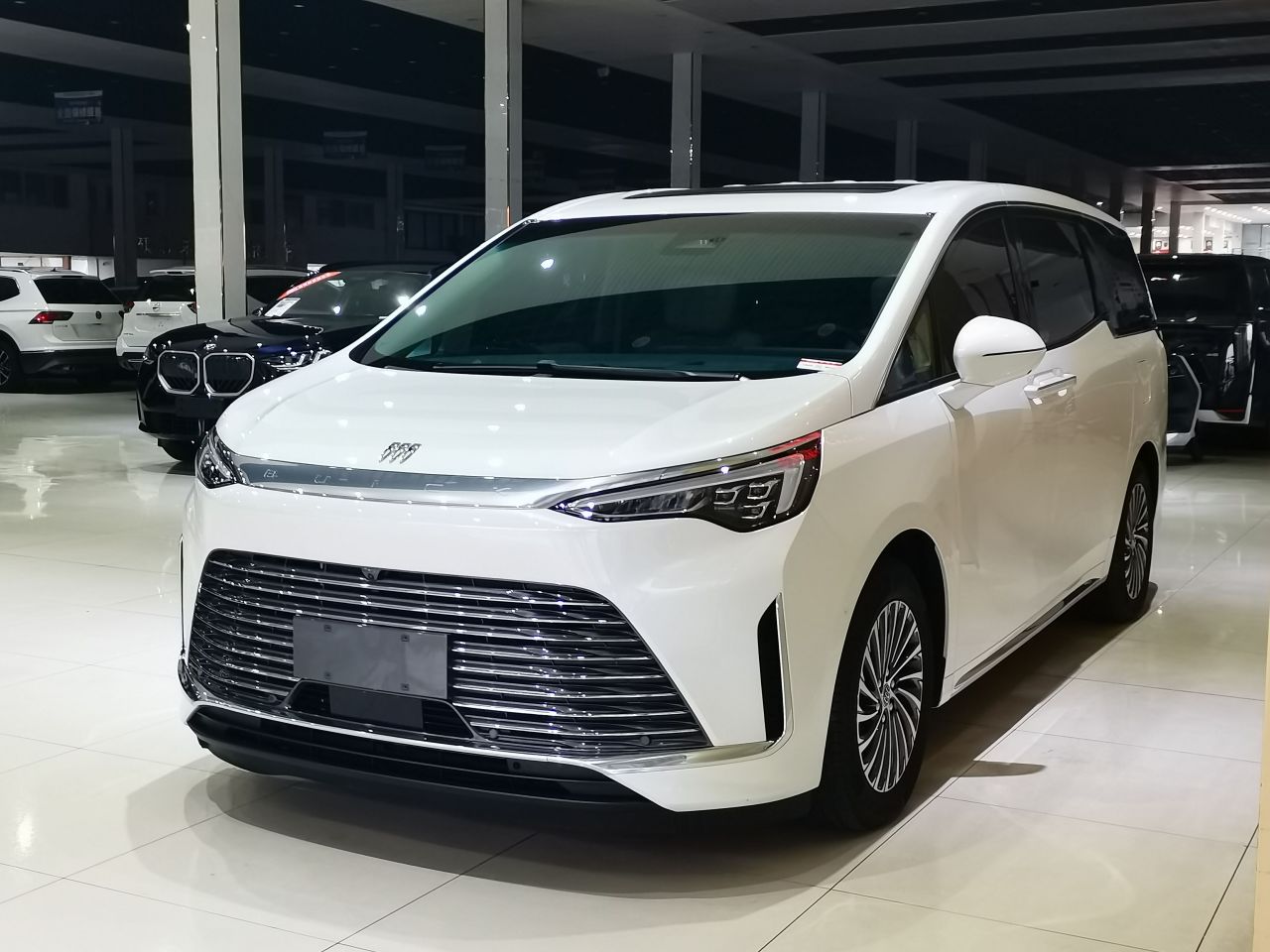 2023 2.0T 7-Seater