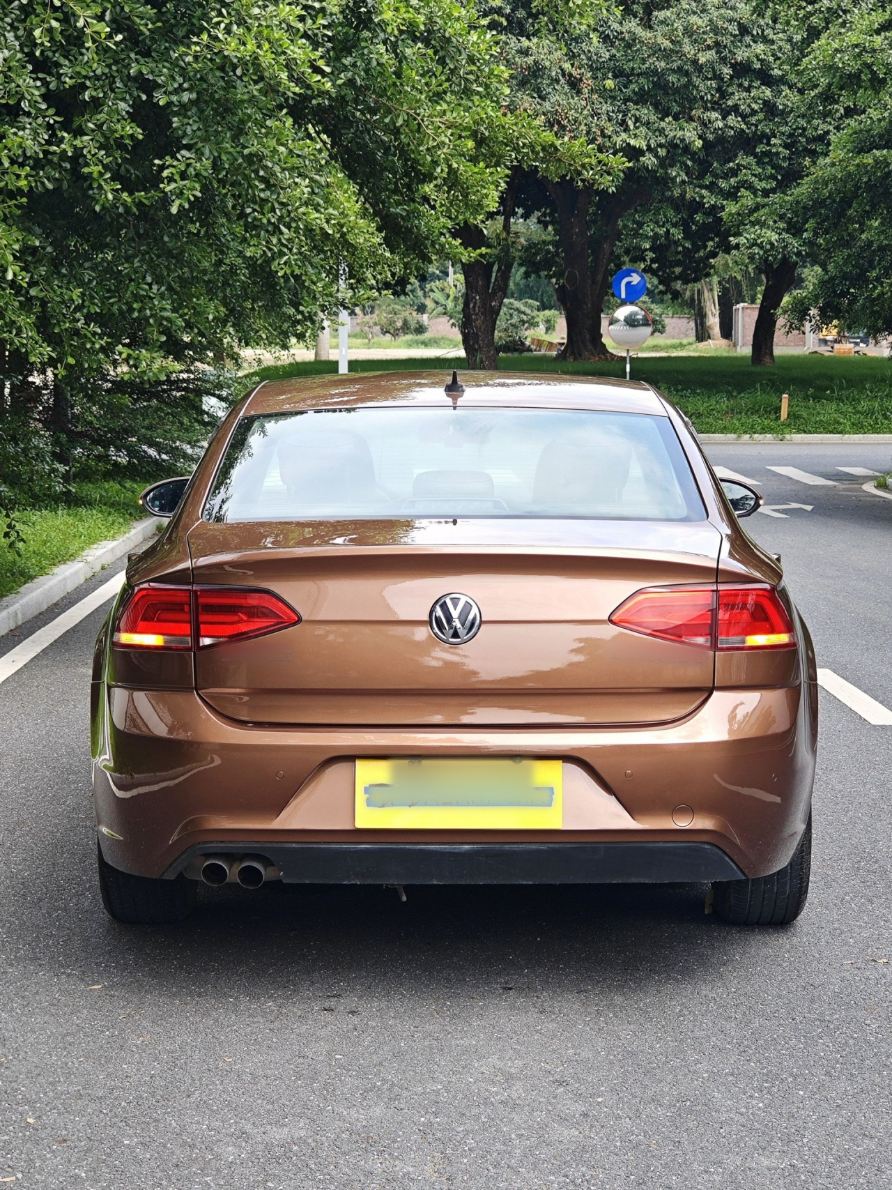 Lamando 2015 230TSI DSG photo 3