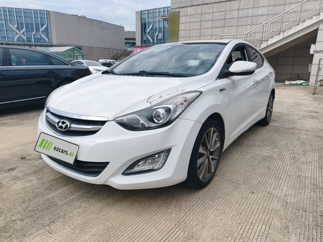 Elantra 2015 1.6L AT Premium