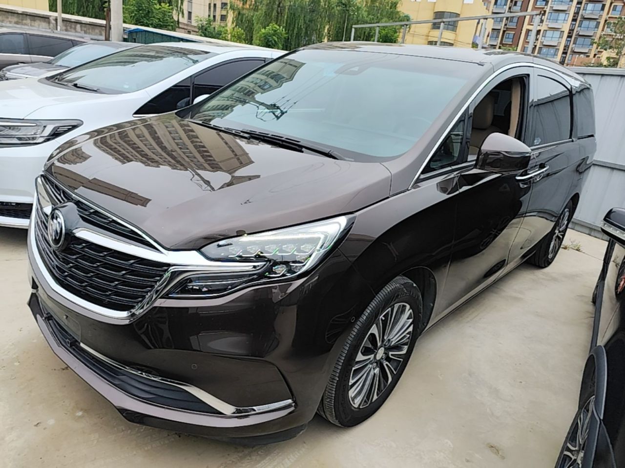 GL8 2021 ES 653T Luxury
