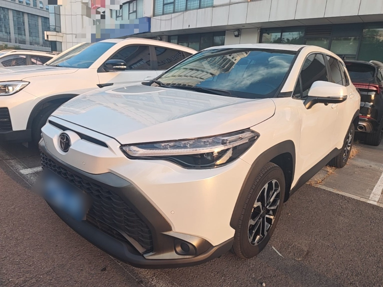 Frontlander 2023 2.0L CVT Luxury