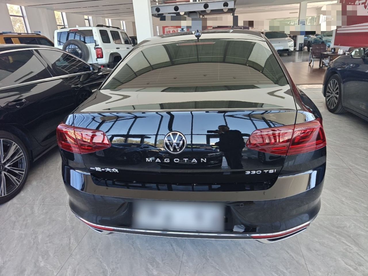 Magotan 2025 Facelift 330TSI DSG Luxury photo 5