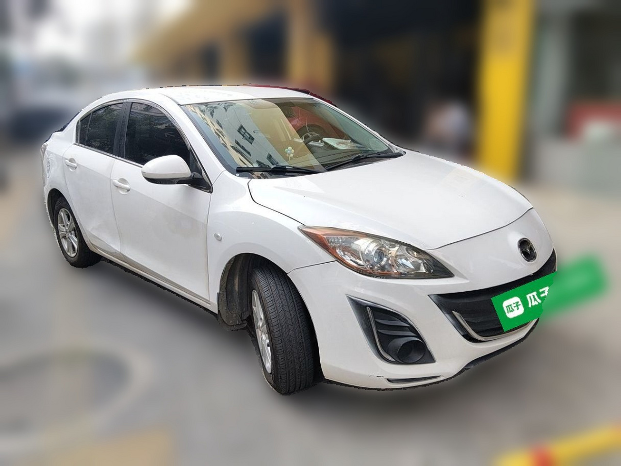 3 2015 Sedan 1.6L AT Comfort photo 3