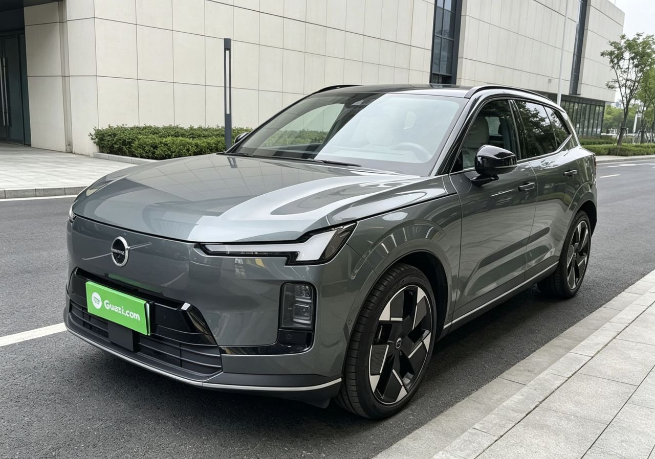 XC70 Hybrid 2026 AWD Extended Range Ultra