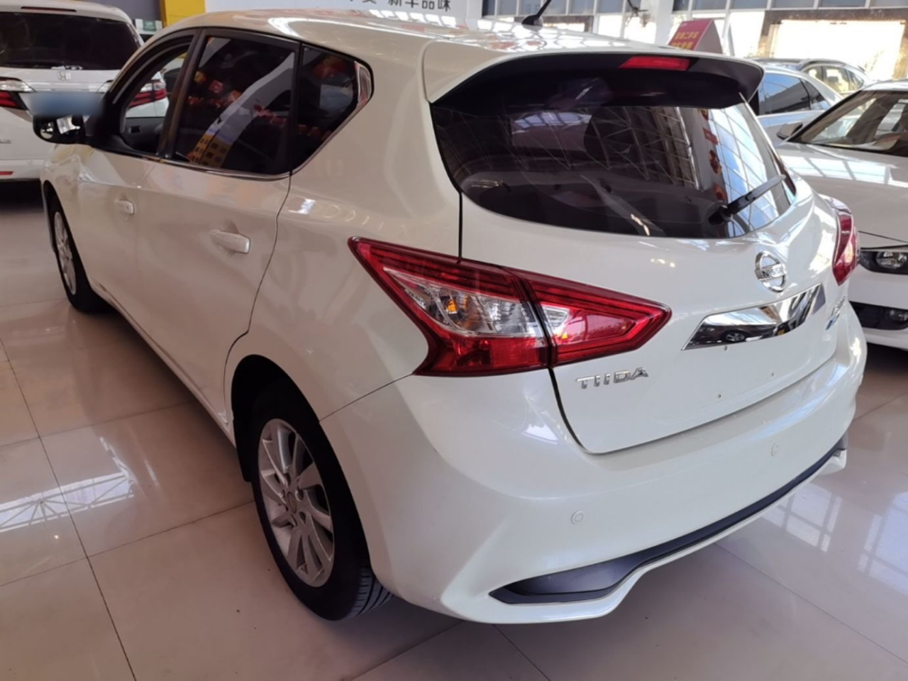 Tiida 2016 1.6L CVT photo 4