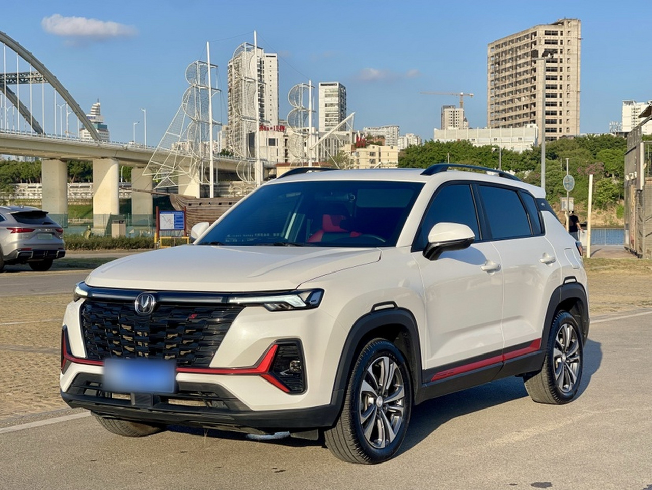 CS35PLUS 2023 Enjoy 1.4T DCT Luxury