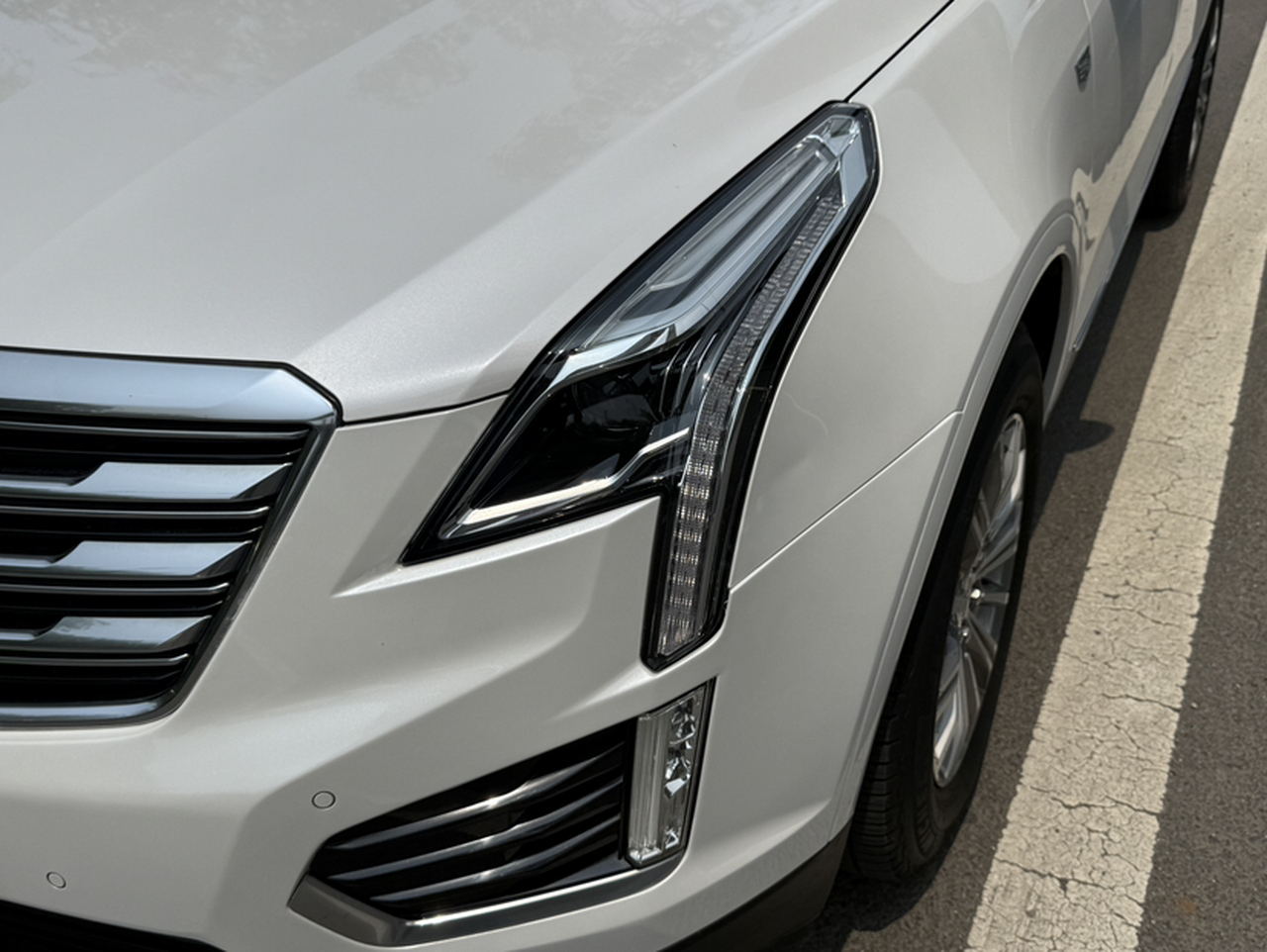 XT5 2017 28T AWD Luxury photo 2