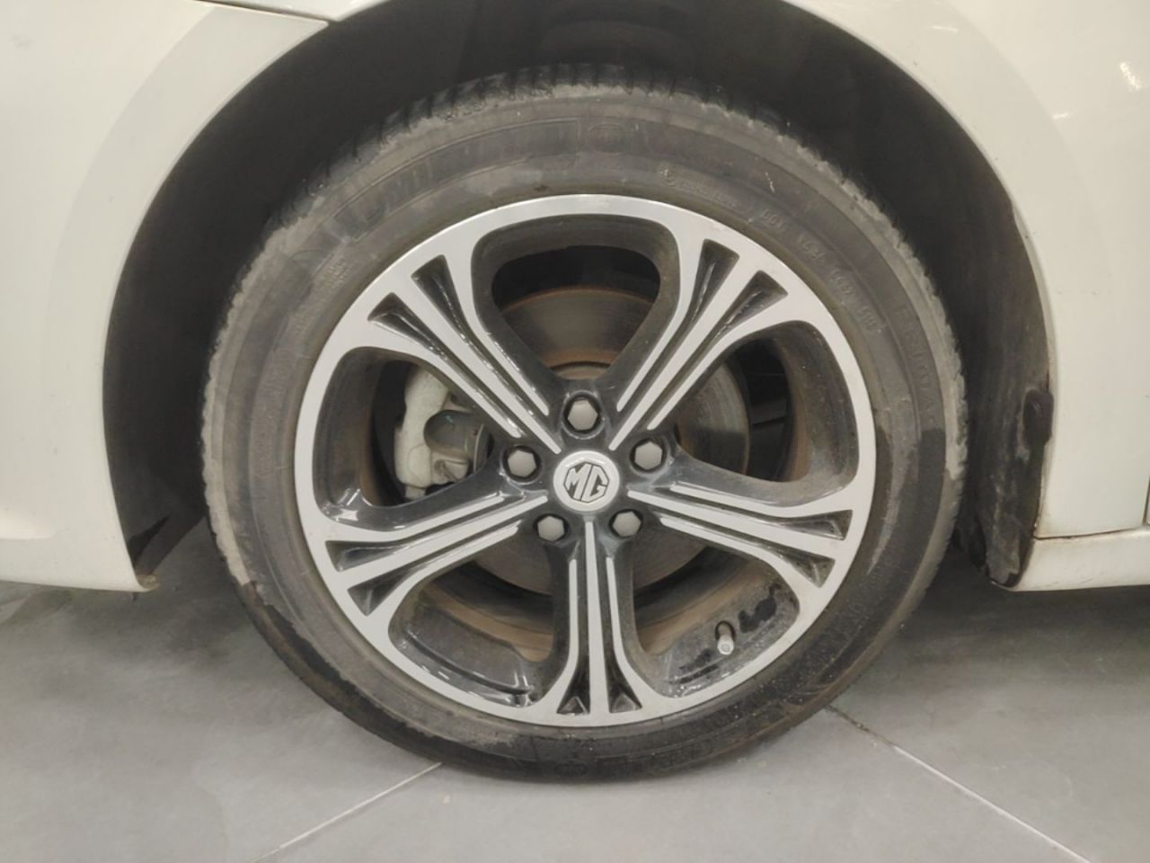 MG6 2017 20T AT Luxury Connected China V photo 3