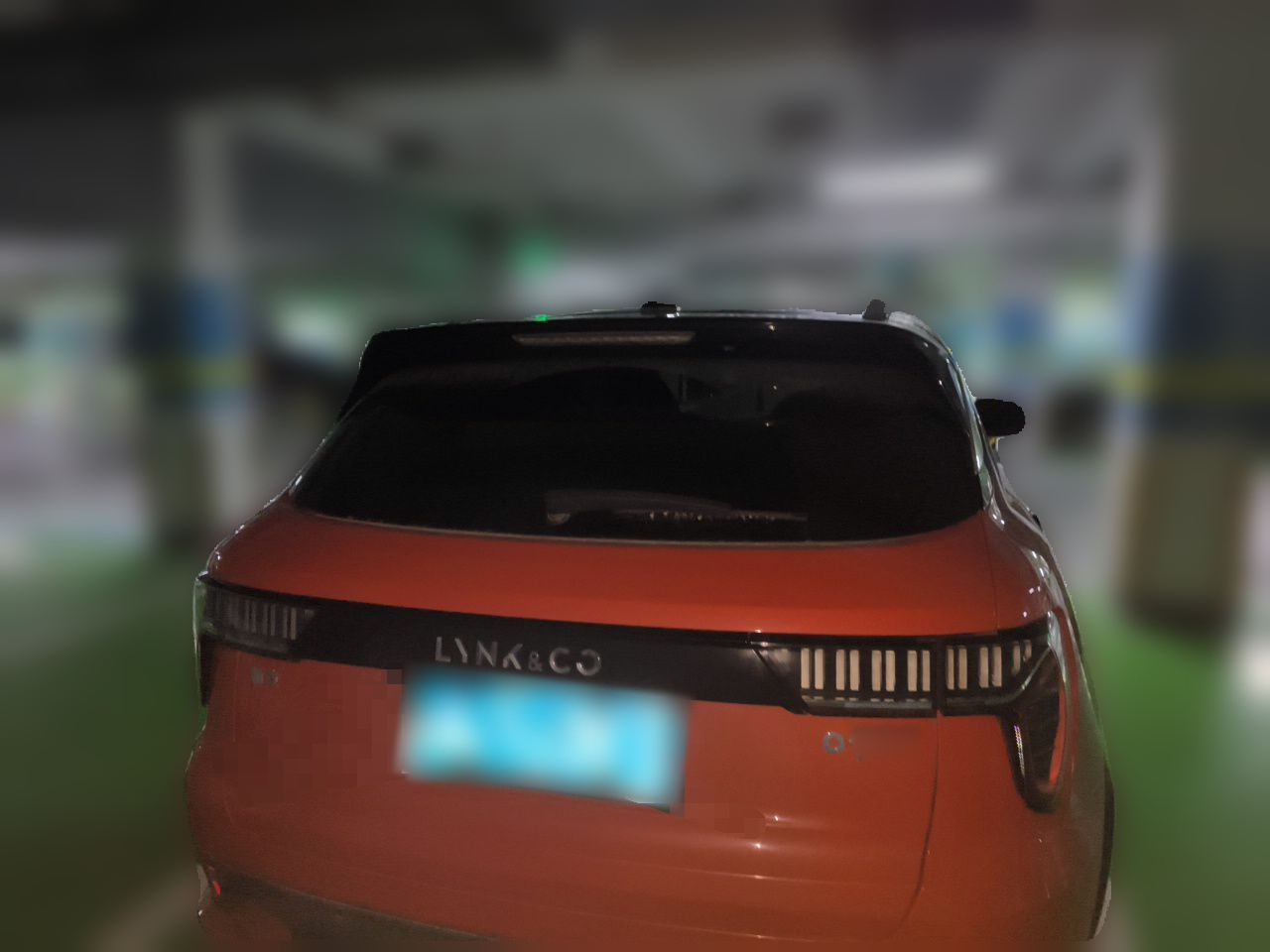 01 2017 2.0T AWD Pro photo 5