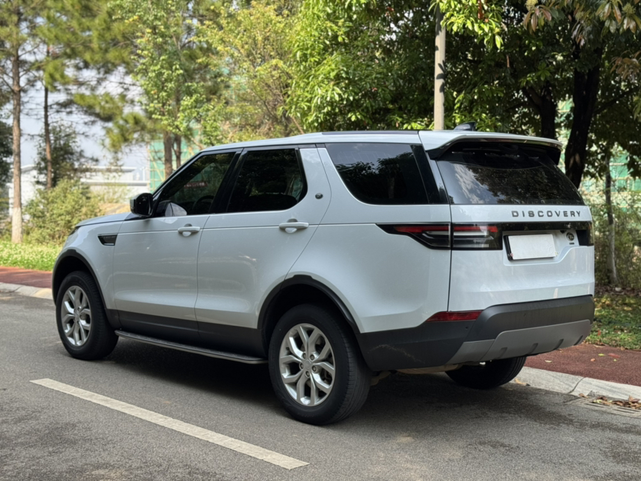 Discovery 2017 3.0 SC V6 S photo 2