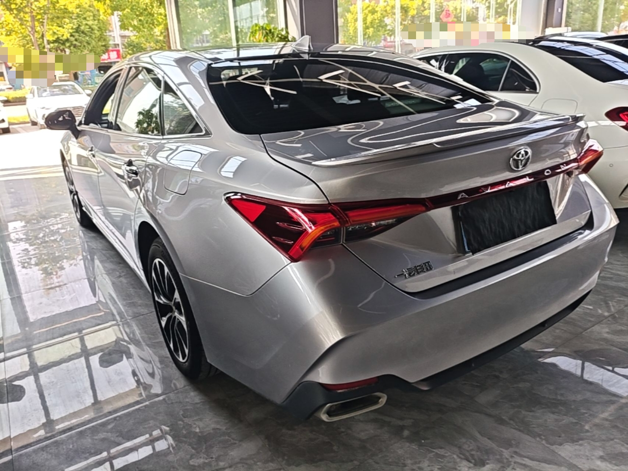 Avalon 2023 2.5L Luxury photo 4