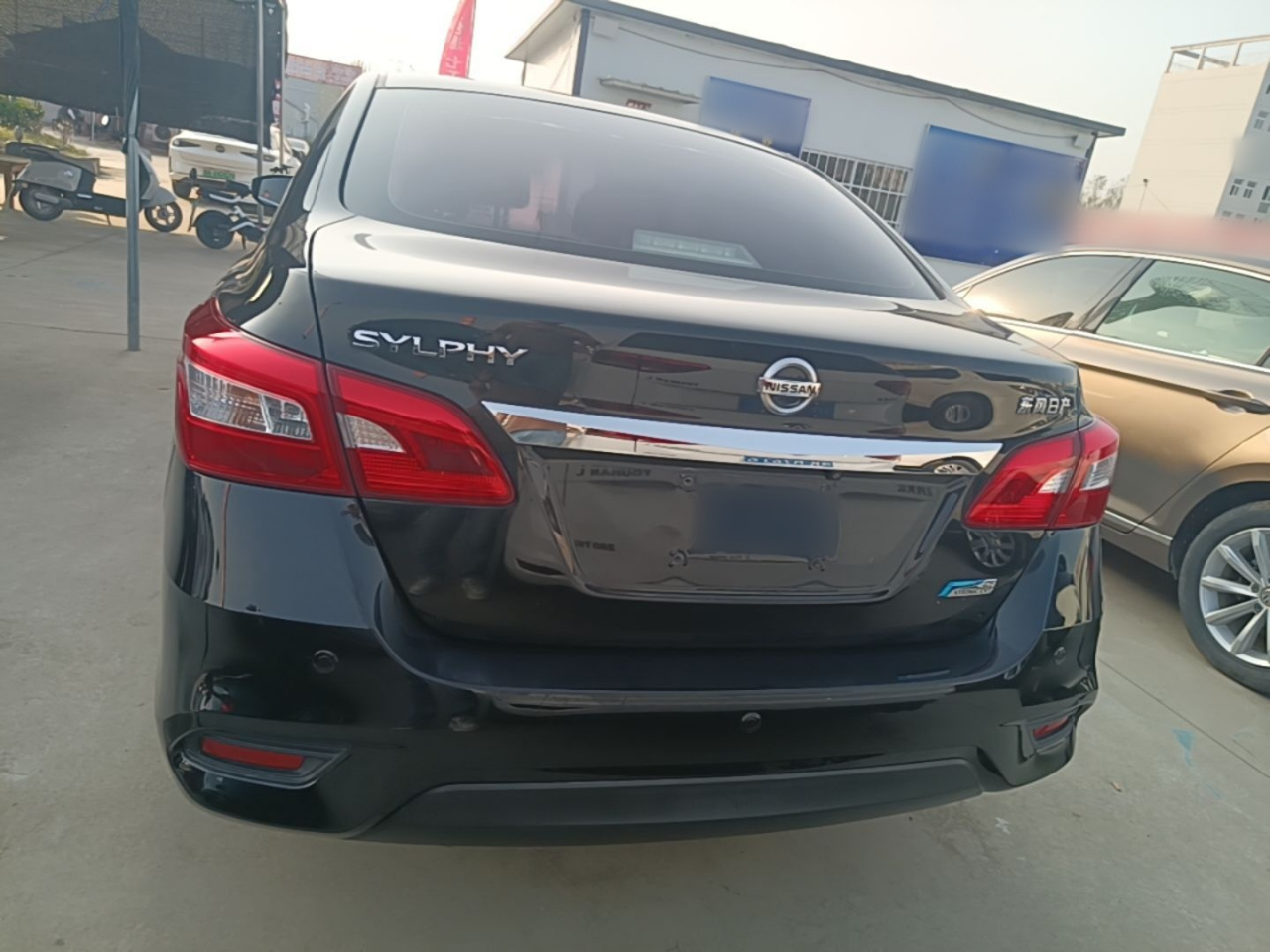 Sylphy 2016 1.6XV CVT Smart photo 5