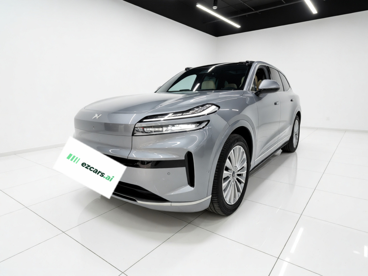 L90 2025 Ultra 6-Seater 85