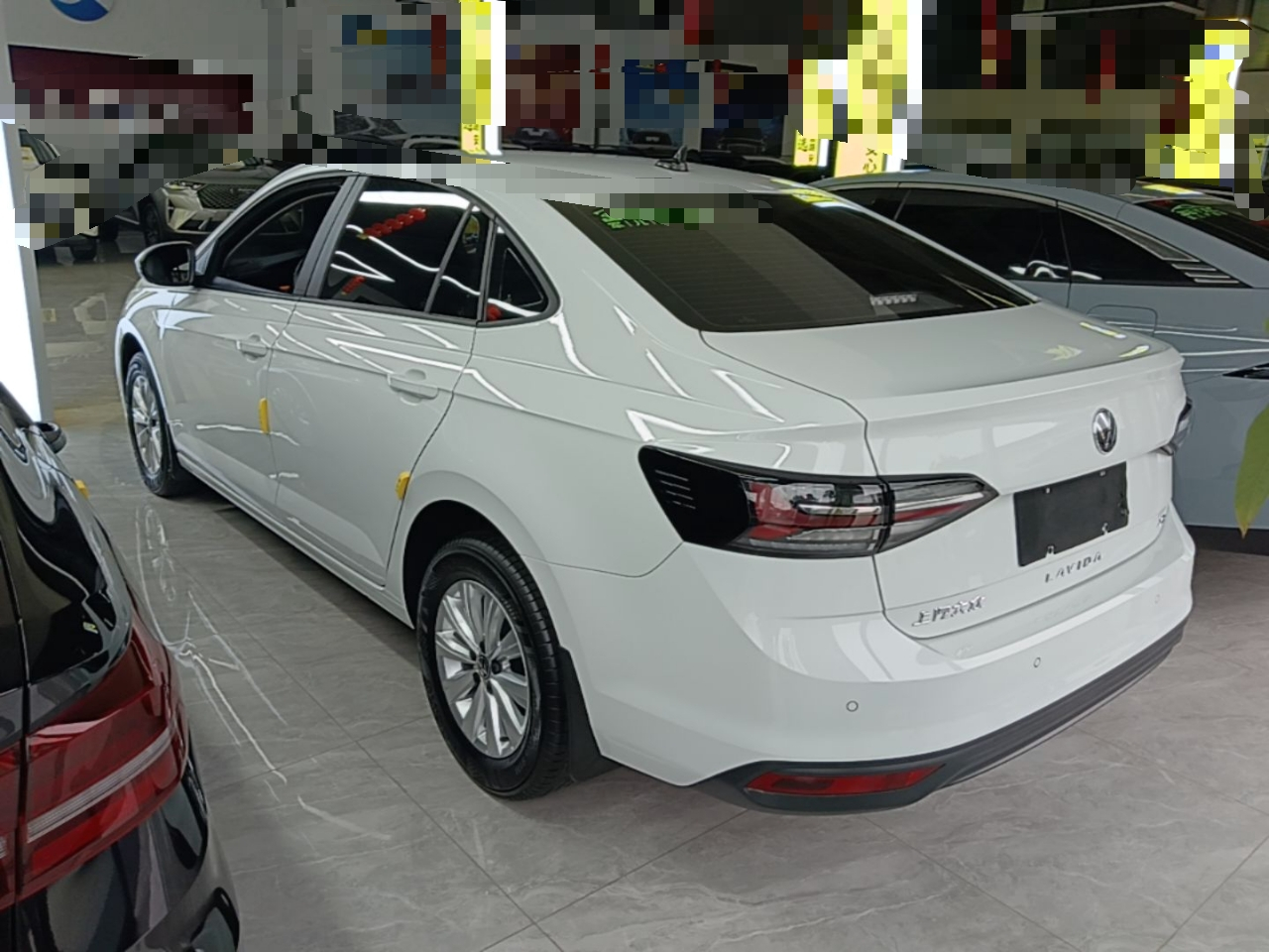 Lavida 2023 1.5L AT photo 4