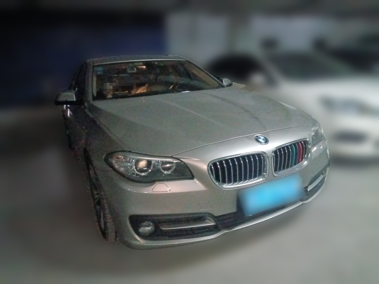 5 Series 2017 525Li Leading photo 3