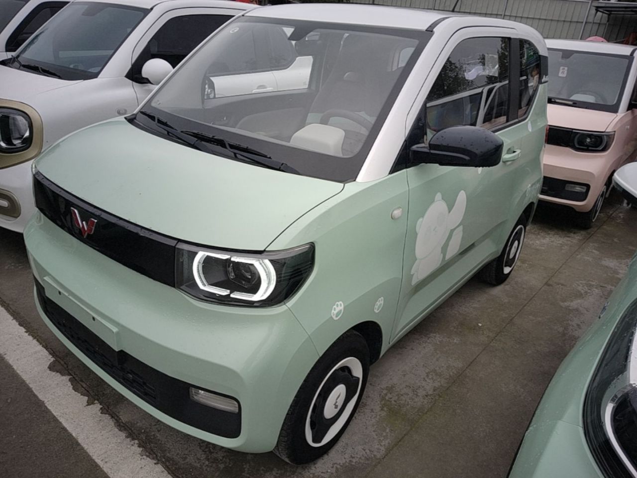 Hongguang MINIEV 2020 NCM