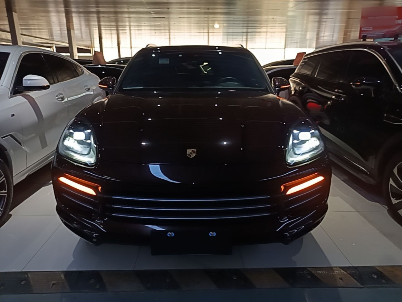 2018 Cayenne 3.0T photo 2