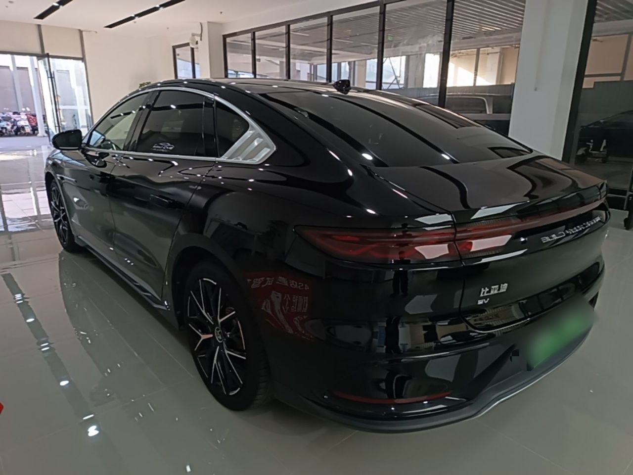 Han 2024 EV Honor 610KM AWD ADAS photo 4
