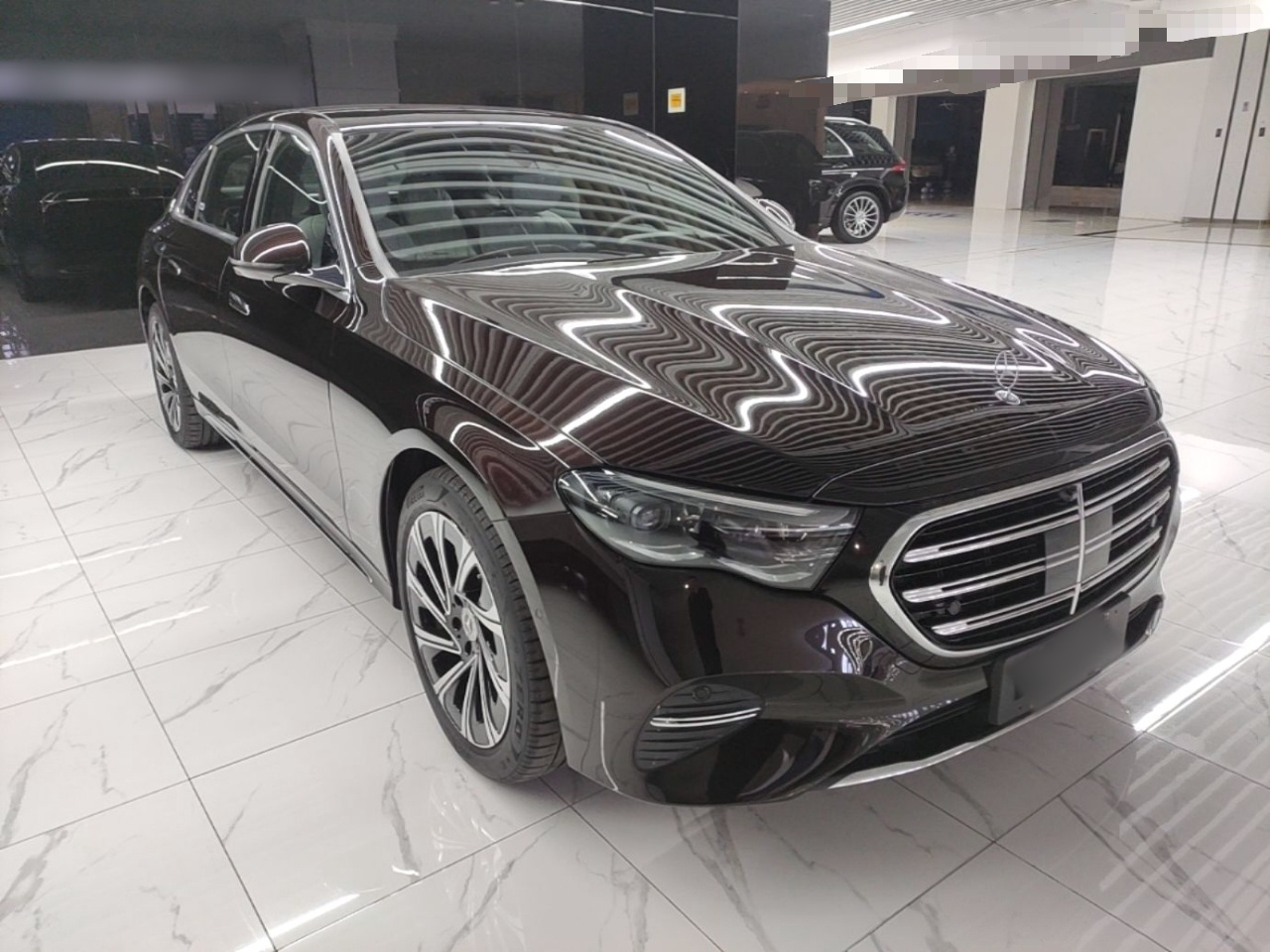 E-Class 2024 E 300 L Luxury photo 3