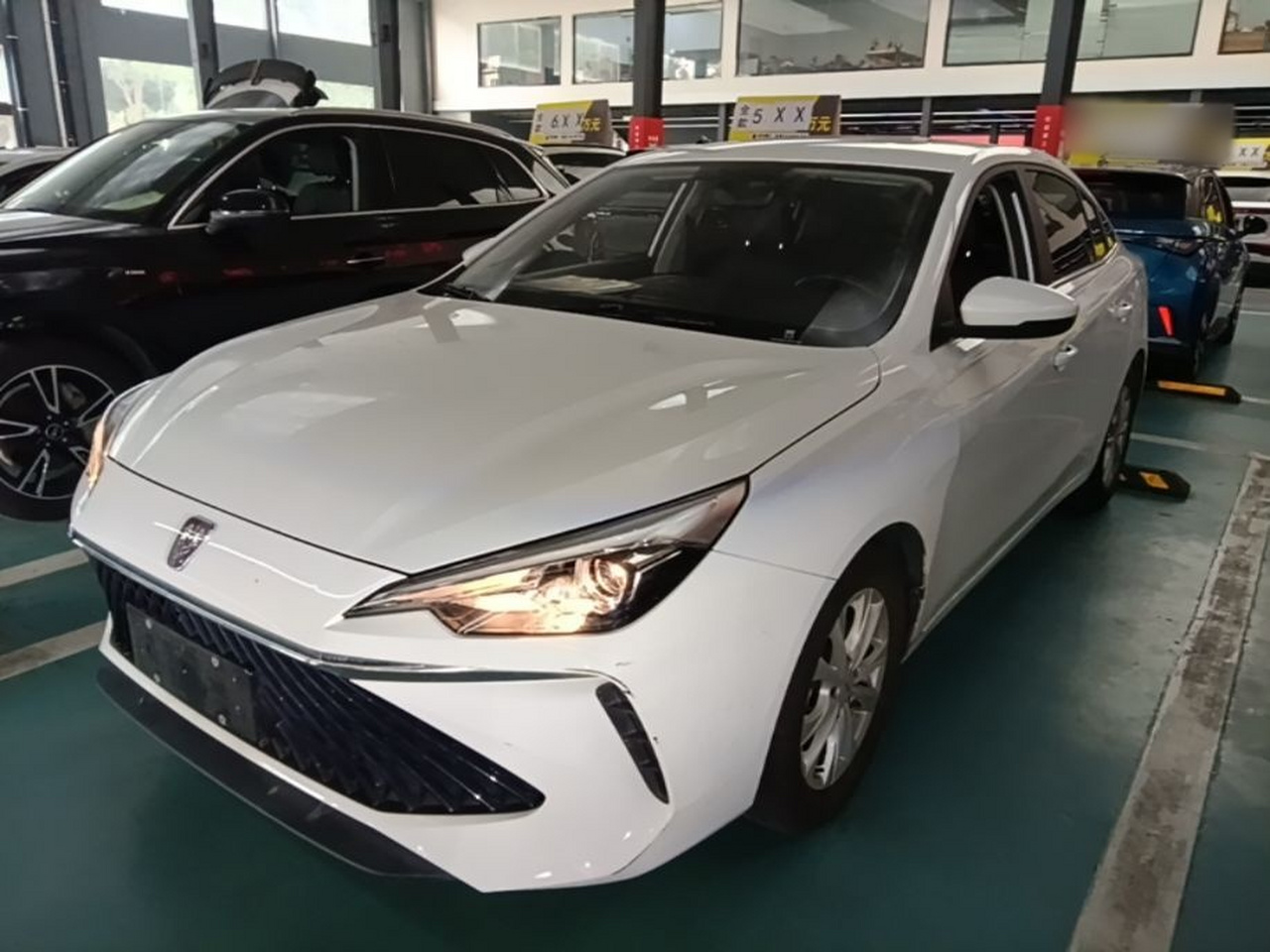 i5 2023 1.5L CVT Luxury