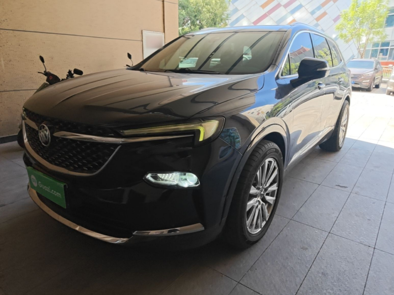 2020 28T AWD Exclusive Flagship
