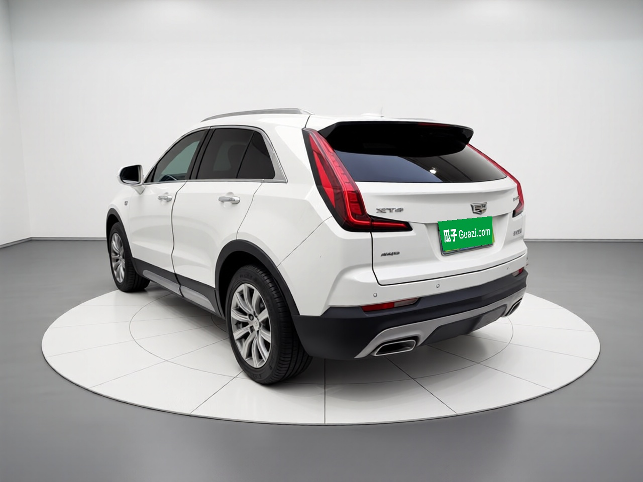 XT4 2018 28T AWD Leading photo 4