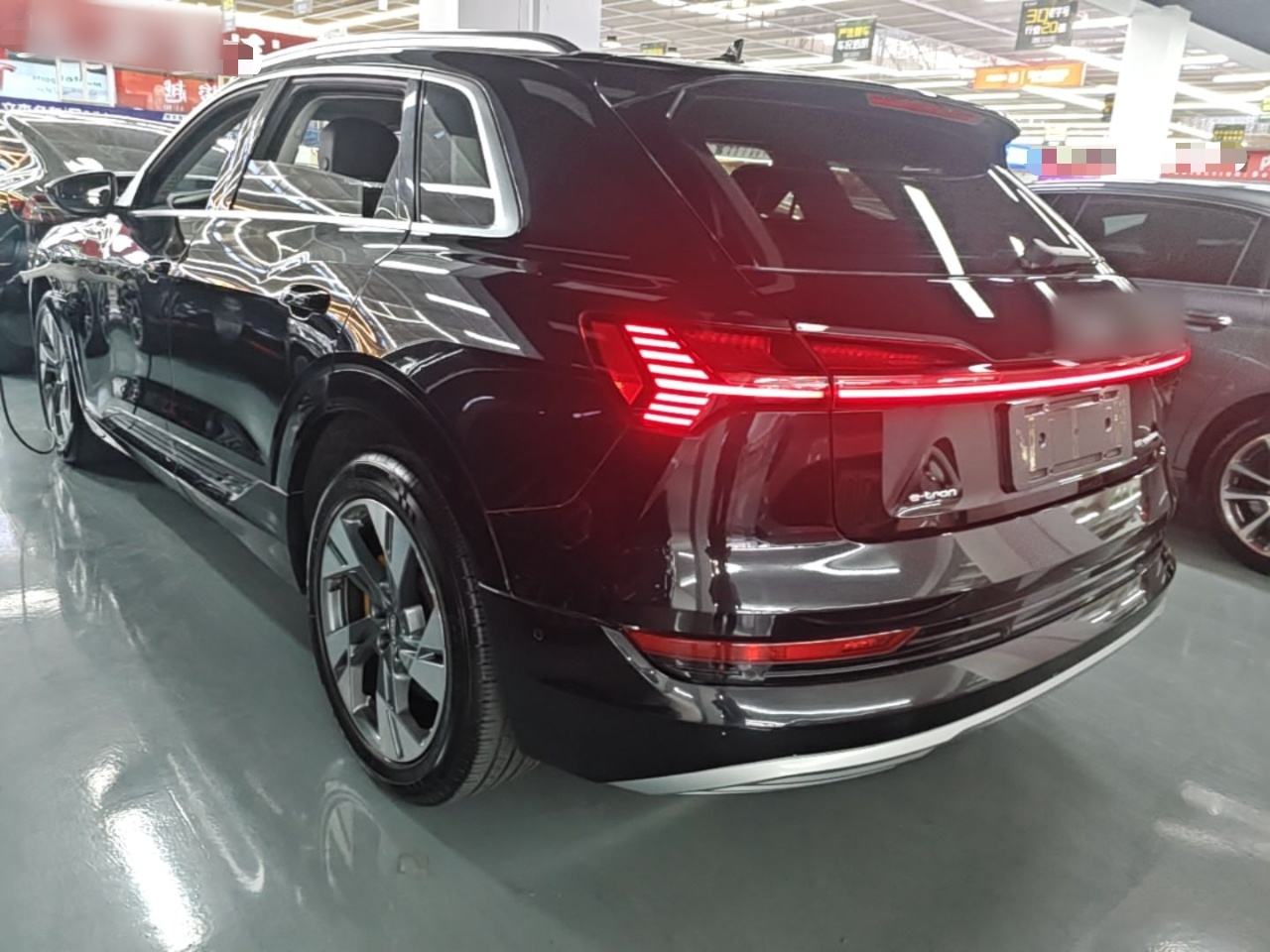 e-tron Imported 2019 55 quattro photo 4
